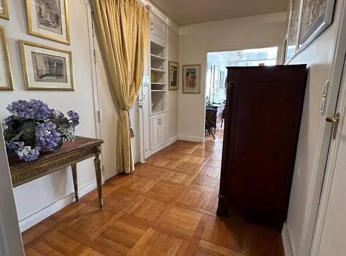 Arc De Triomphe Luxe Pour 4 아파트 *